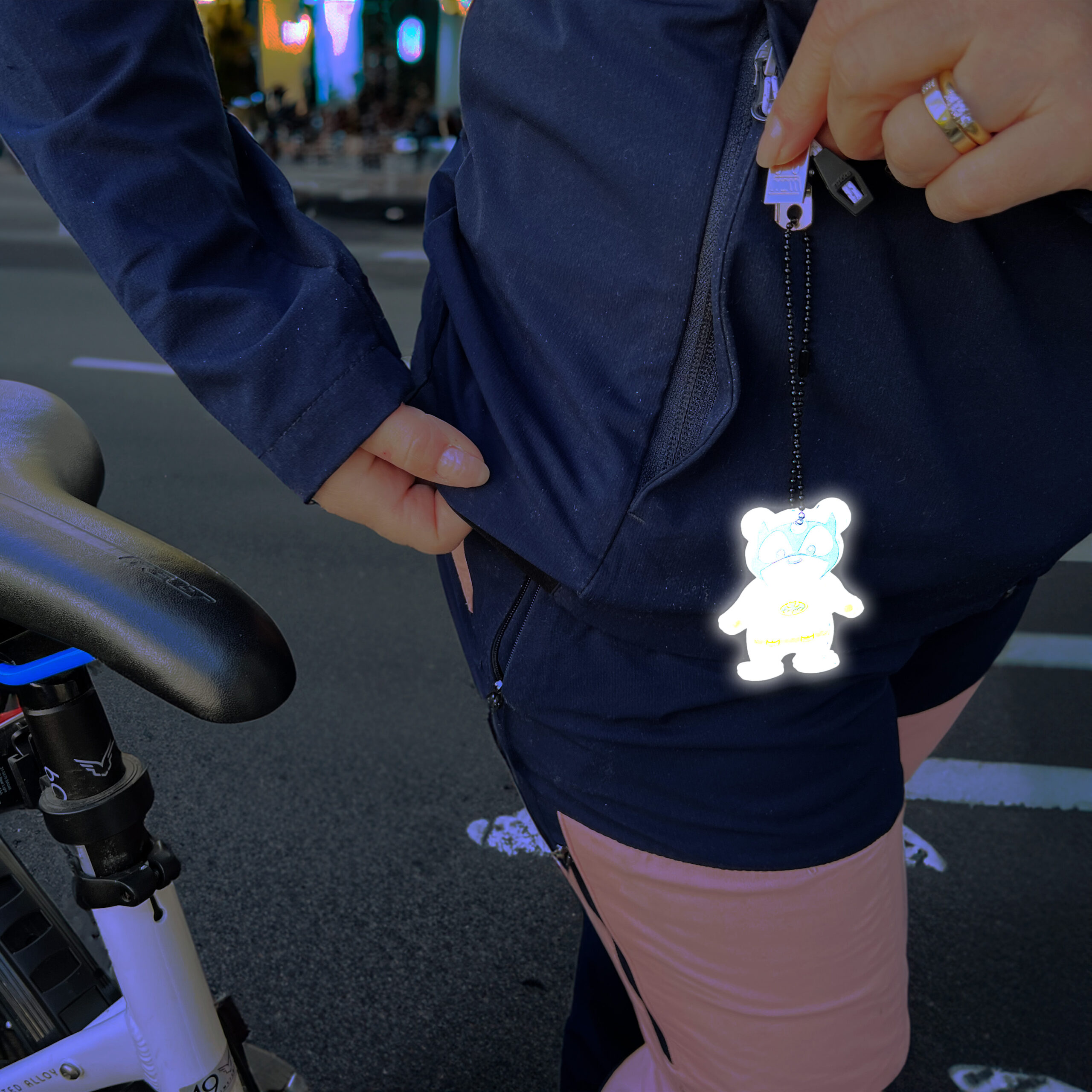 Bike with reflector scaled 1